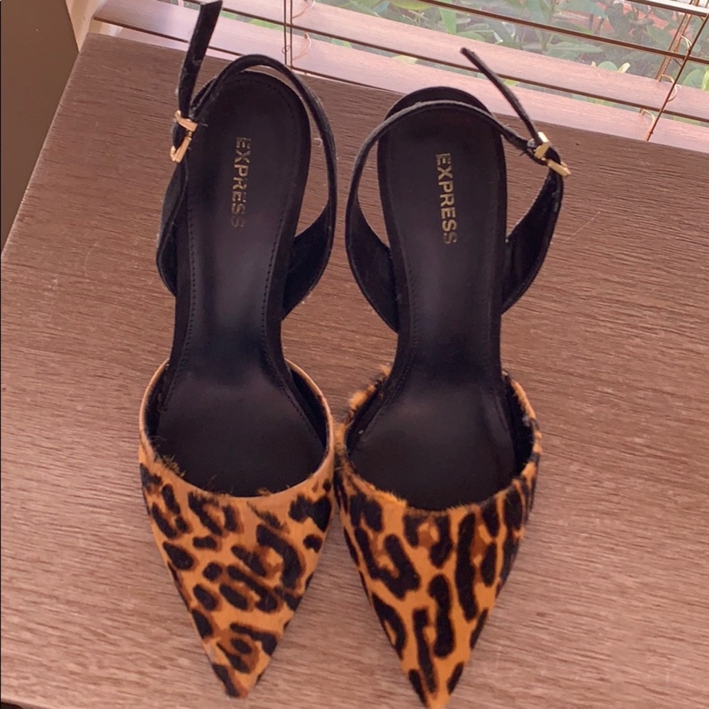 Calvin Klein pumps heel